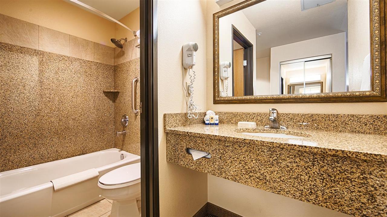 Best Western Territorial Inn And Suites Bloomfield Luaran gambar